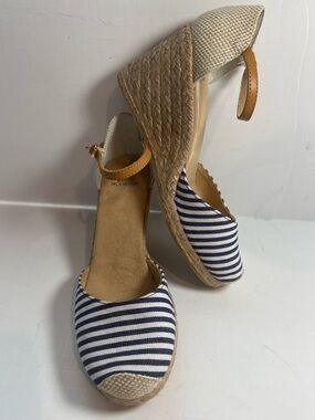 White Mountain~Navy/White Striped Cotton Canvas~Espadrille~Wedge~Sandal~Size 8.5